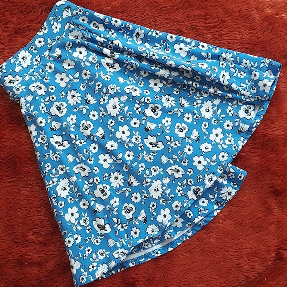 SO Skater Skirt - Picture 2 of 5